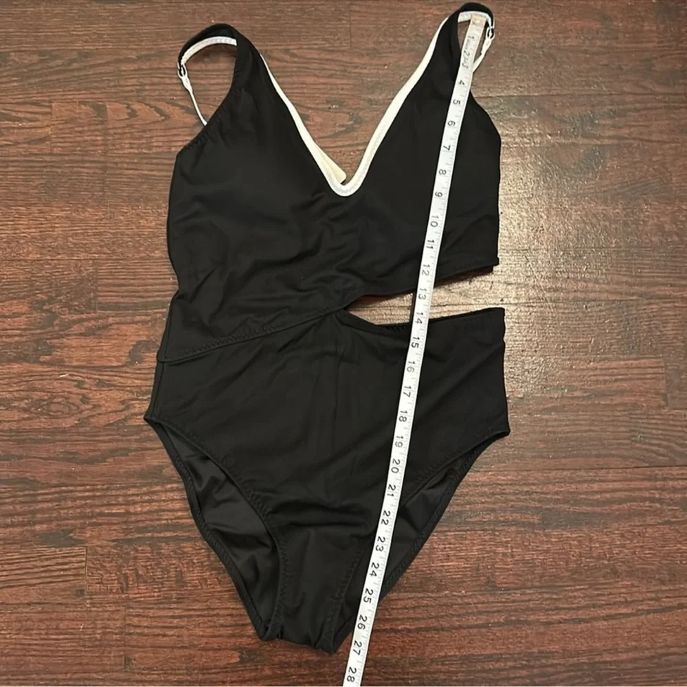 NWOT Seaside Cutout One-Piece Swimsuit Black Size M